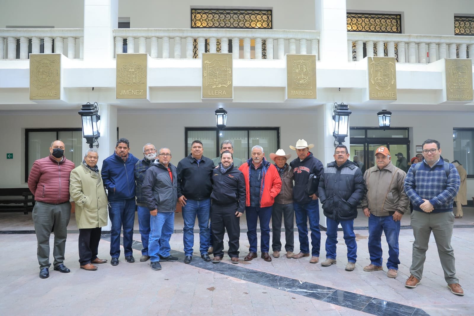 El Gobierno de Tamaulipas dará todo el respaldo a los ejidos de Llera”: José Ramón Silva El Gobierno de Tamaulipas dará todo el respaldo a los ejidos de Llera”: José Ramón Silva