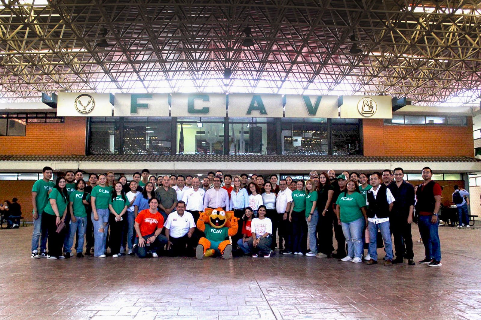 Lanzan el programa “UAT en Vivo” en el Centro Universitario Victoria Lanzan el programa “UAT en Vivo” en el Centro Universitario Victoria