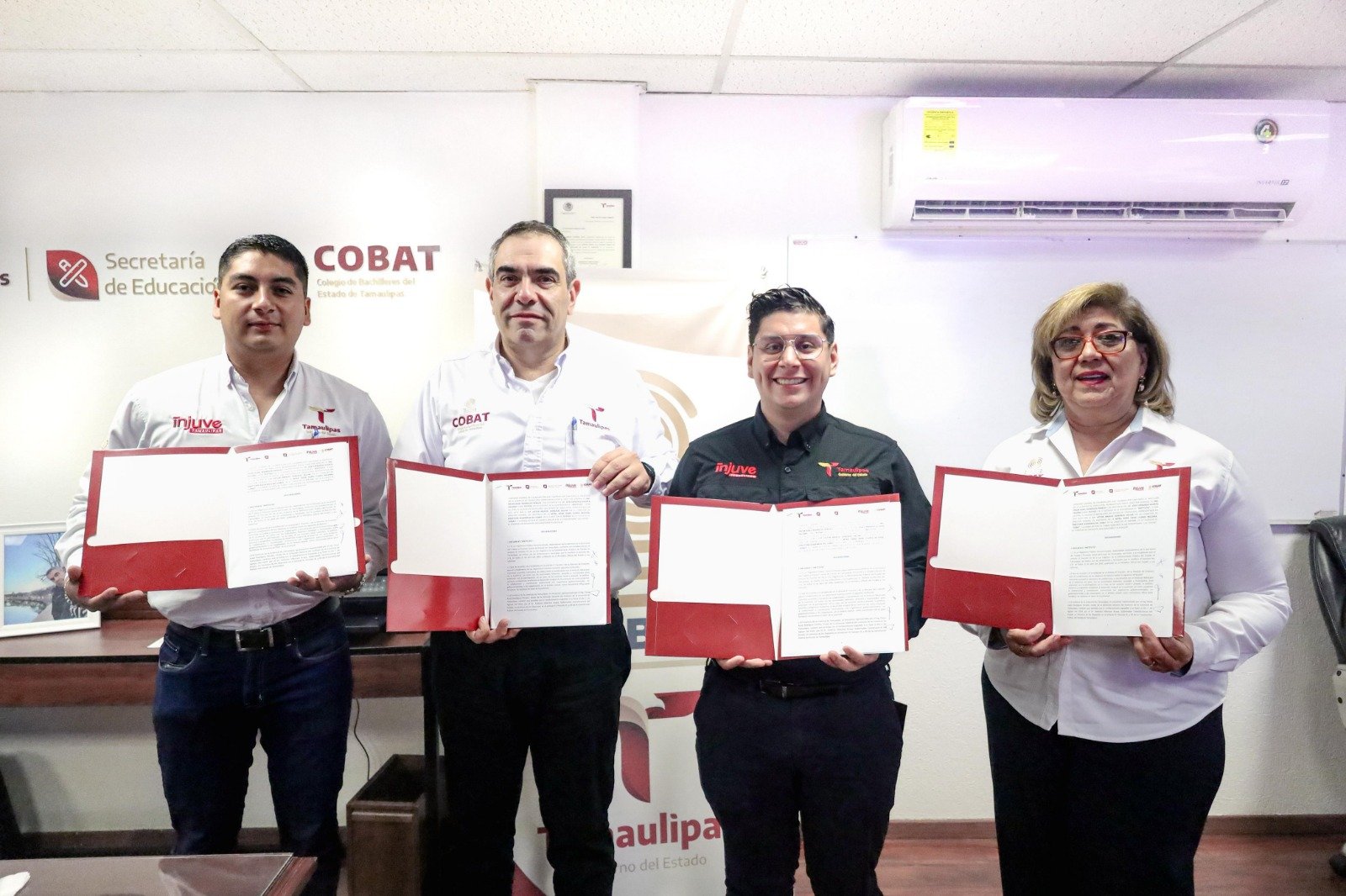 Firman INJUVE y Colegio de Bachilleres del Estado de Tamaulipas convenio de colaboración de servicio social y prácticas profesionales Firman INJUVE y Colegio de Bachilleres del Estado de Tamaulipas convenio de colaboración de servicio social y prácticas profesionales