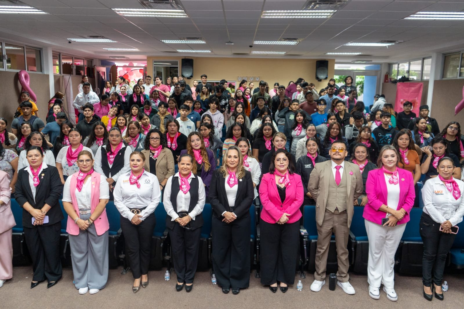 Promueve la UAT prevención y sensibilización sobre el cáncer de mama
