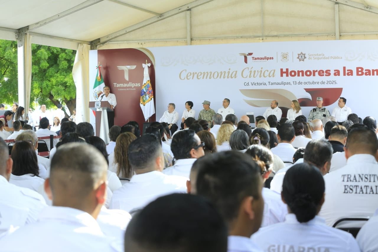 Con helicóptero y víveres Tamaulipas apoya a Veracruz; gobernador llama a la población a solidarizarse