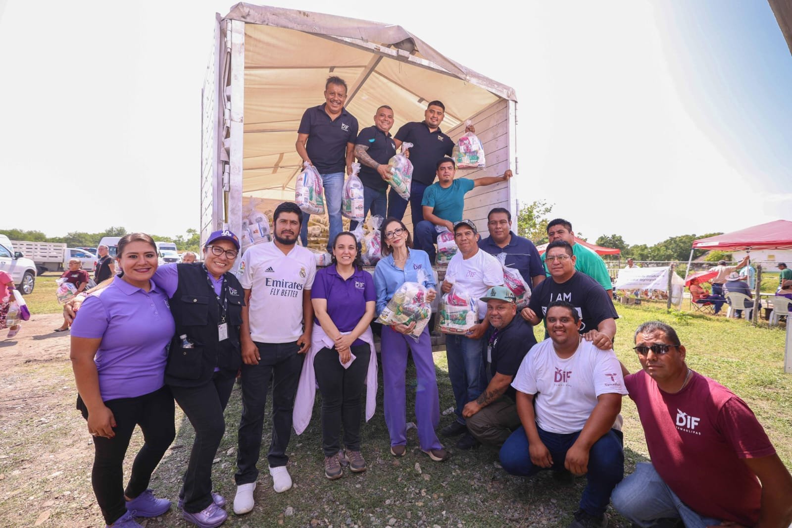 DIF Tamaulipas acerca servicios a familias de Casas con la brigada “Transformando Familias”