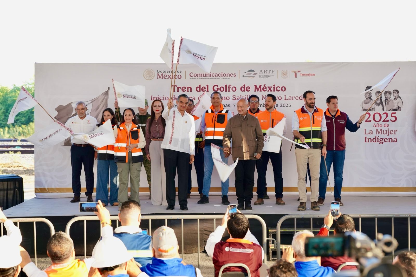 Inicia construcción del tren Nuevo Laredo–Saltillo; será la frontera más importante de América Latina Inicia construcción del tren Nuevo Laredo–Saltillo; será la frontera más importante de América Latina