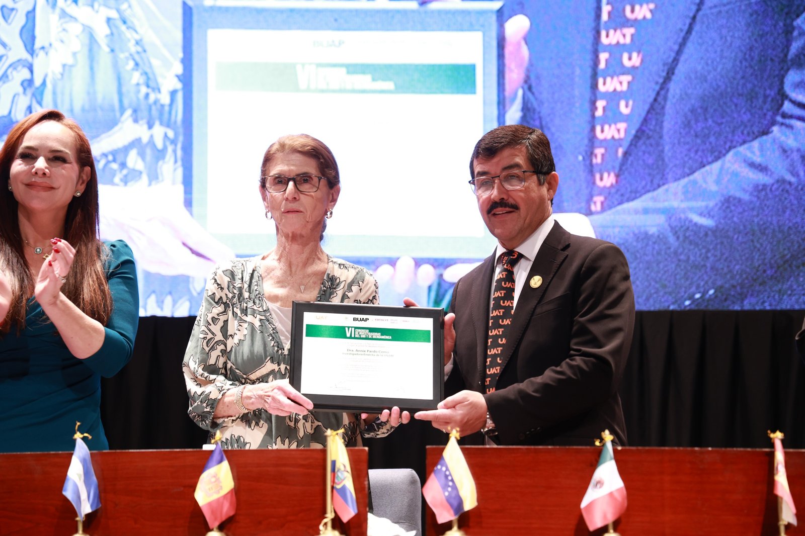 La Dra. Annie Pardo dicta conferencia magistral en la UAT