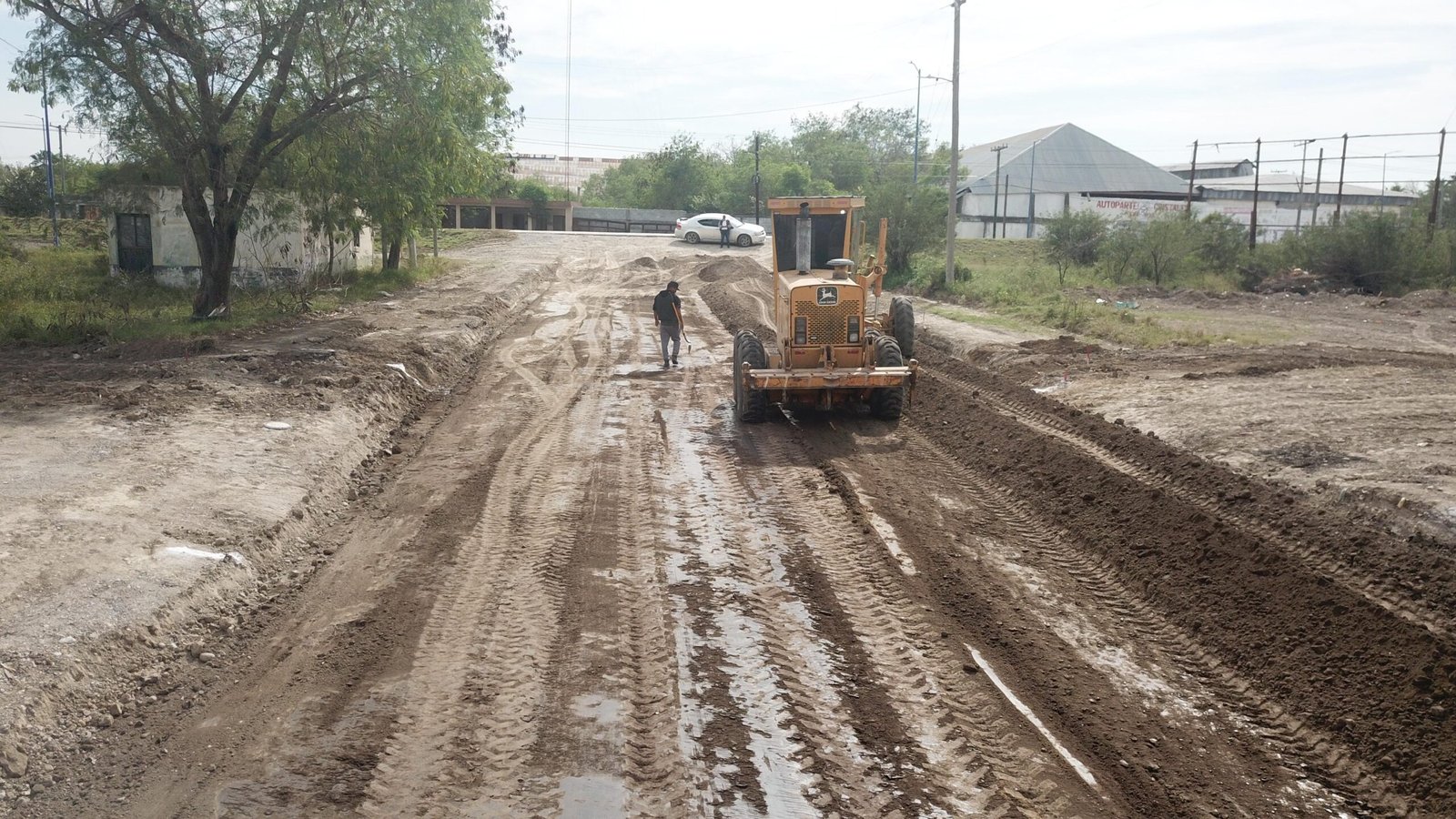 Lleva Gobierno Municipal de San Fernando obras de pavimentación a la colonia Paso Real Lleva Gobierno Municipal de San Fernando obras de pavimentación a la colonia Paso Real