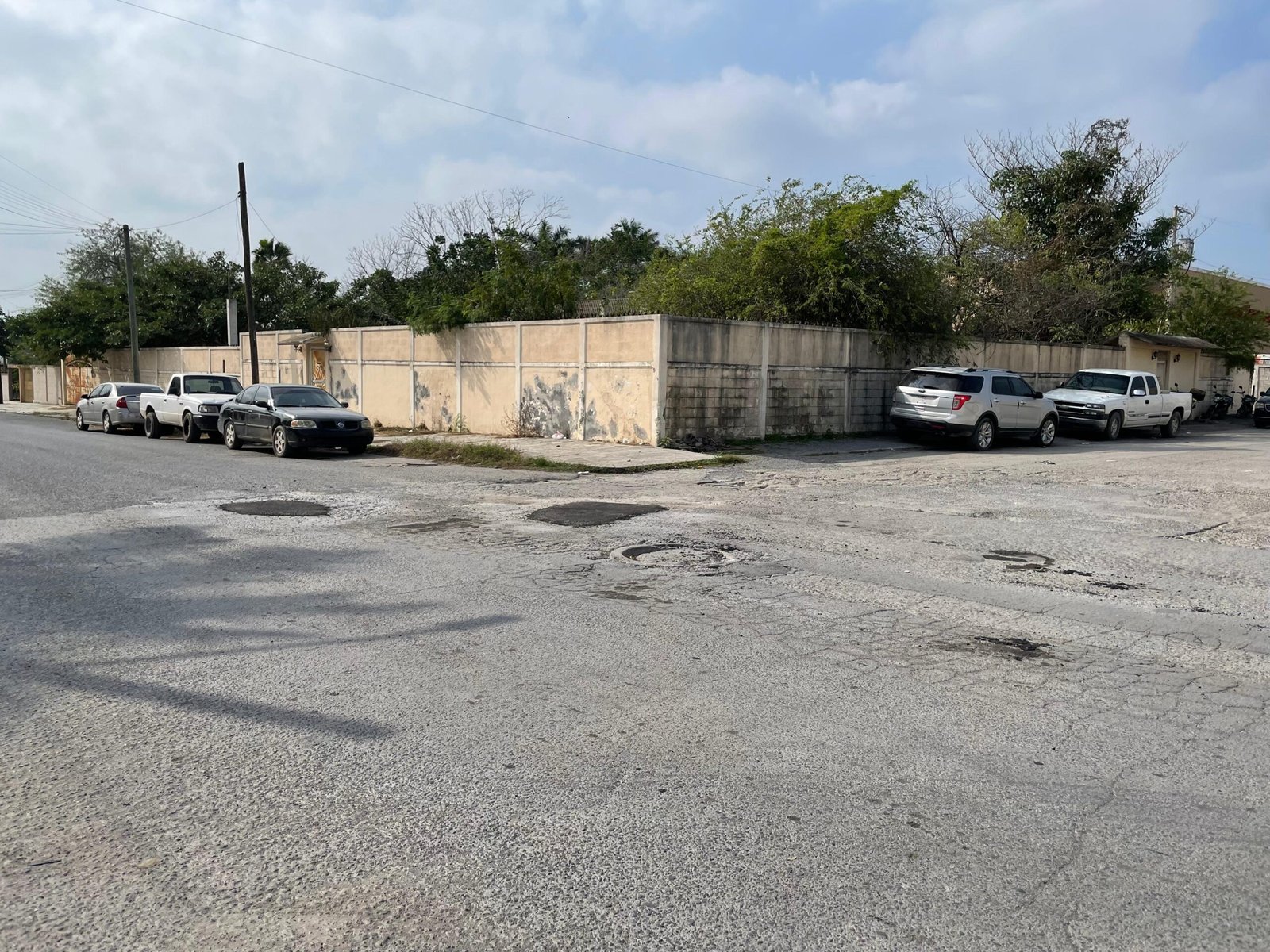 Mantiene Gobierno Municipal acciones de bacheo en zona centro y colonias de la ciudad Mantiene Gobierno Municipal acciones de bacheo en zona centro y colonias de la ciudad