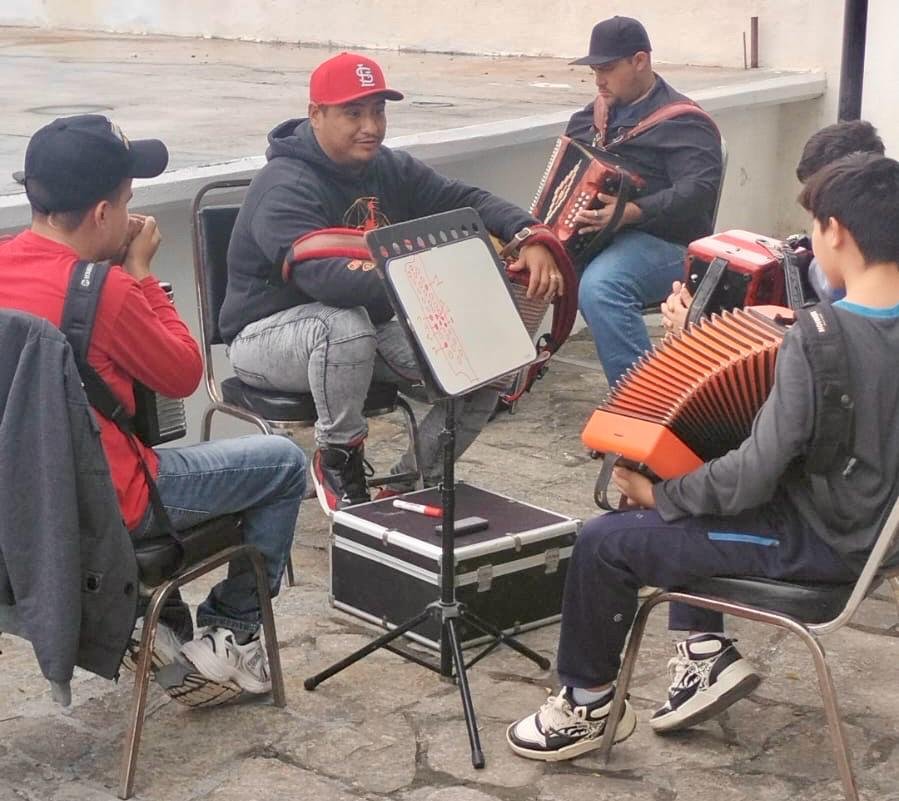 El Gobierno Municipal impulsa el talento artístico de niñas, niños y jóvenes en la Casa de Cultura El Gobierno Municipal impulsa el talento artístico de niñas, niños y jóvenes en la Casa de Cultura