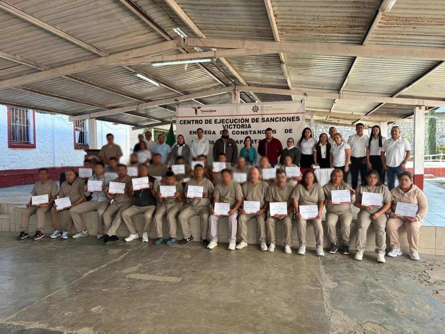 Impulsa ITACE la reinserción social mediante capacitación a personas en los CEDES