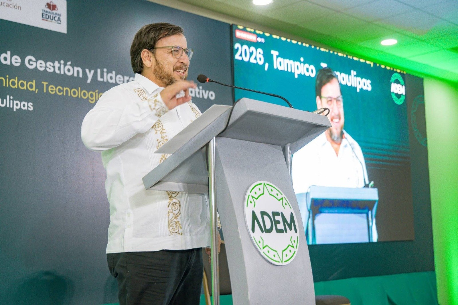 Clausura secretario de Educación Congreso Internacional de Gestión y Liderazgo Educativo