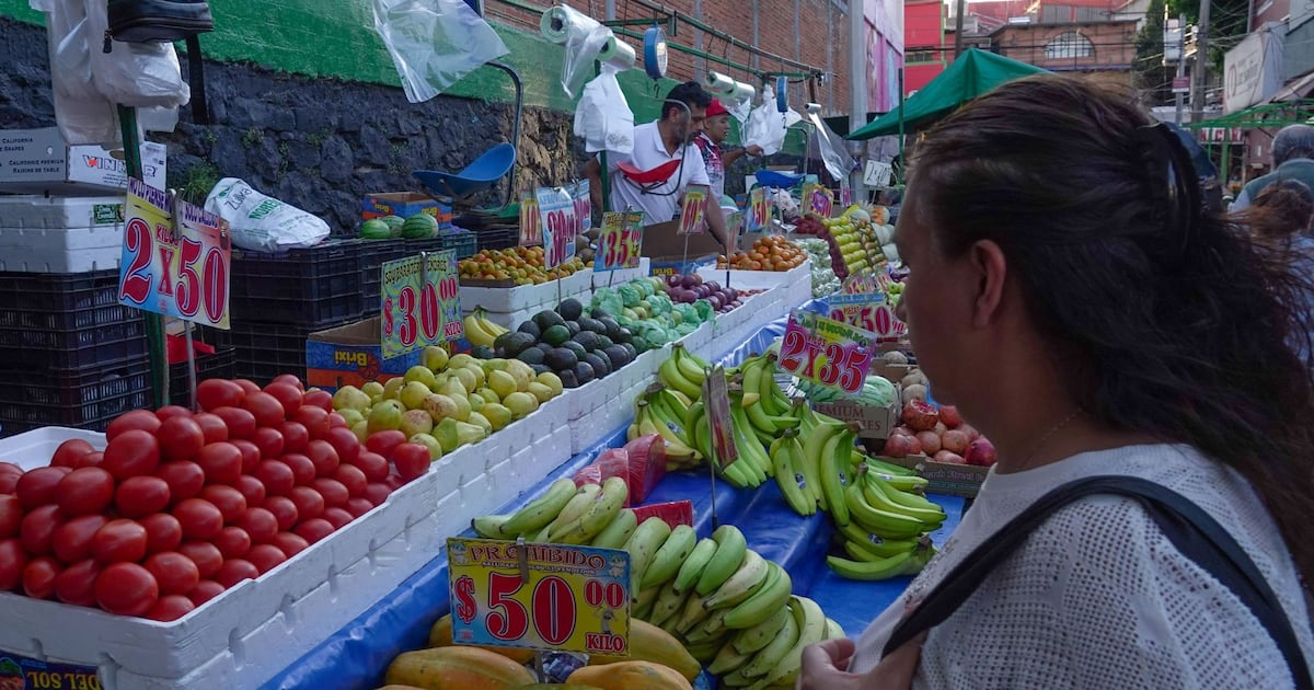 Inflación ‘sorprende’ a mexicanos: Desacelera a 4.53% en primera quincena de abril