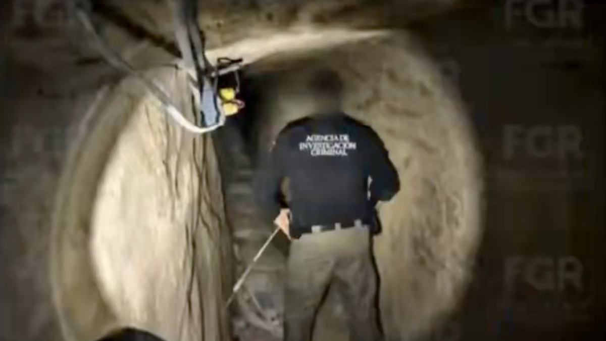 FGR asegura túnel e instalaciones para el robo de combustible en TAD de Santa Catarina