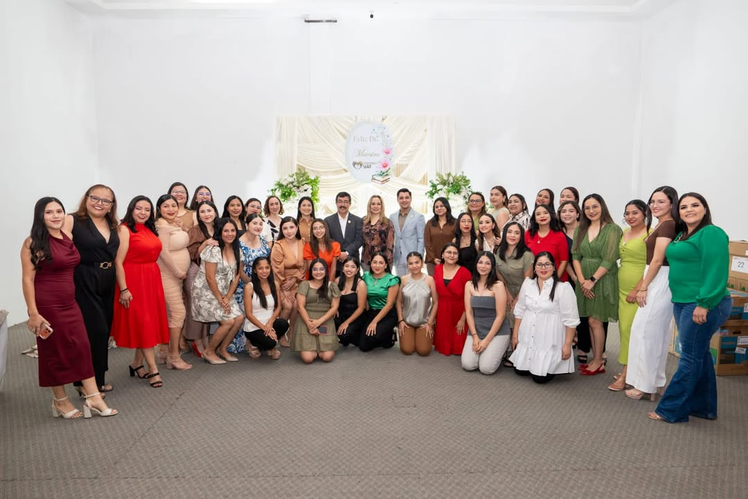 ✅Festejan a maestros de Familia UAT La Universidad Autónoma de Tamaulipas (UAT), ofreció un emotivo festejo a las y los… ✅Festejan a maestros de Familia UAT La Universidad Autónoma de Tamaulipas (UAT), ofreció un emotivo festejo a las y los…