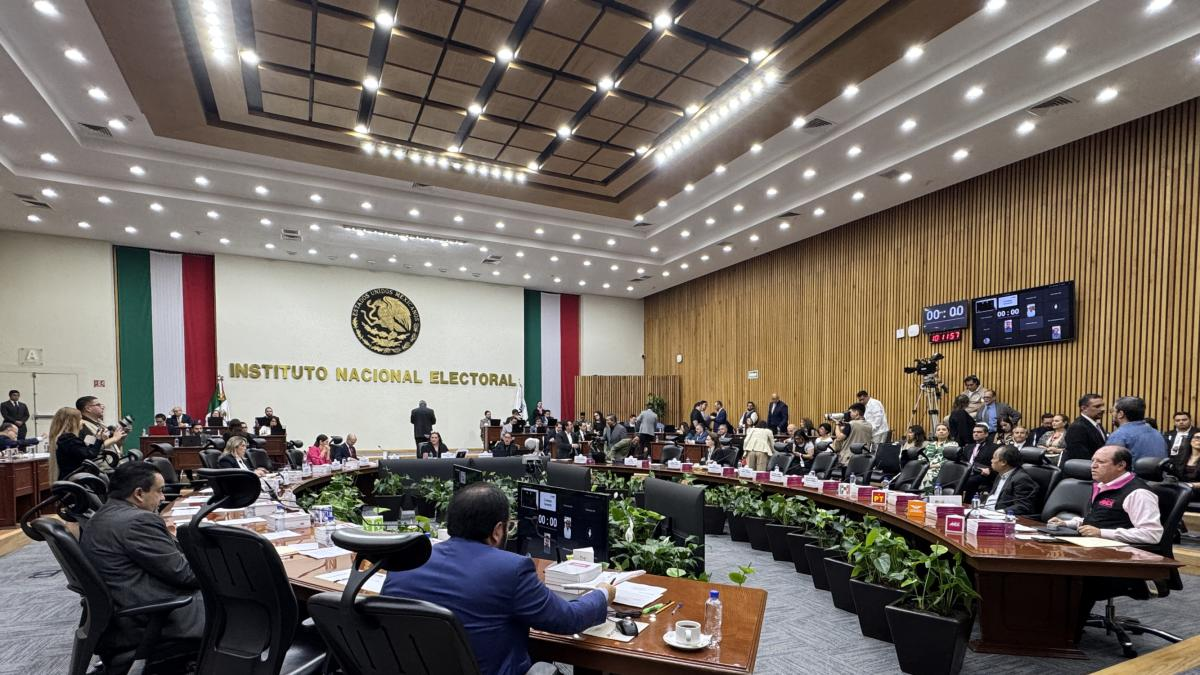 Morena y Somos México chocan en el INE por captura de Ernesto Ruffo y fiscalización para 2027 Morena y Somos México chocan en el INE por captura de Ernesto Ruffo y fiscalización para 2027