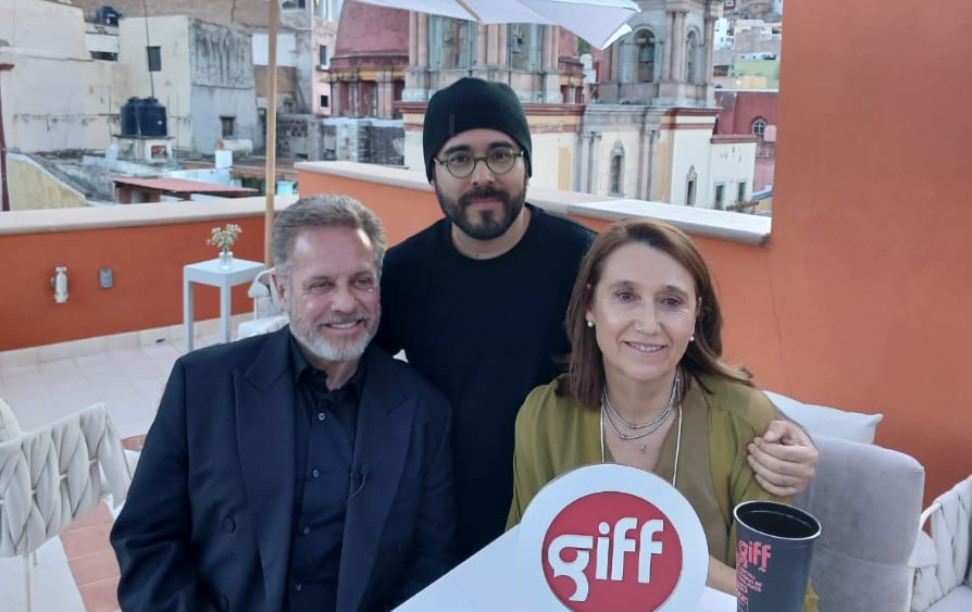 «Bailando solo», una cinta que coloca como protagonistas a personajes de la tercera edad