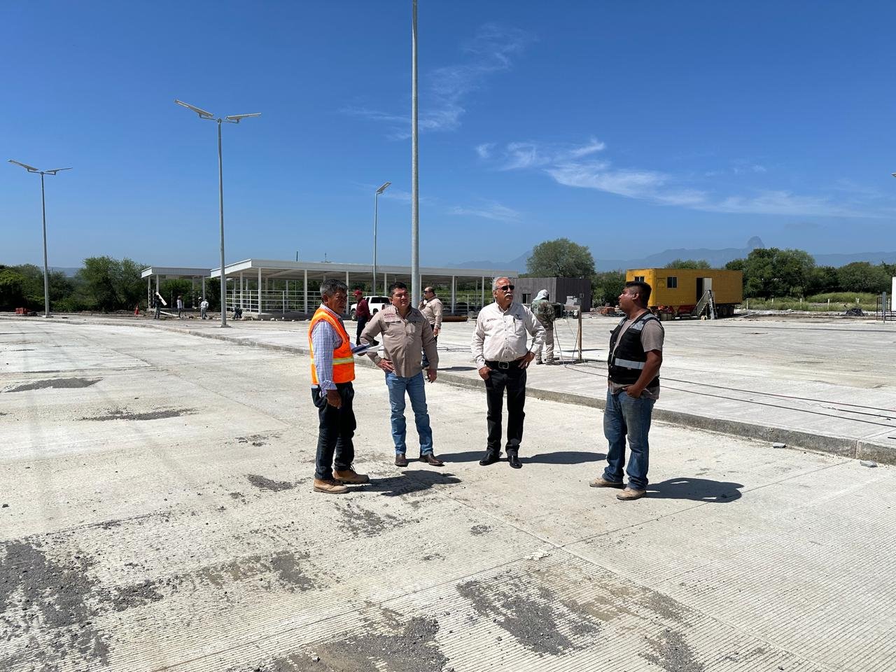 Supervisan avance de la Estación Cuarentenaria Estatal «La Gloria»