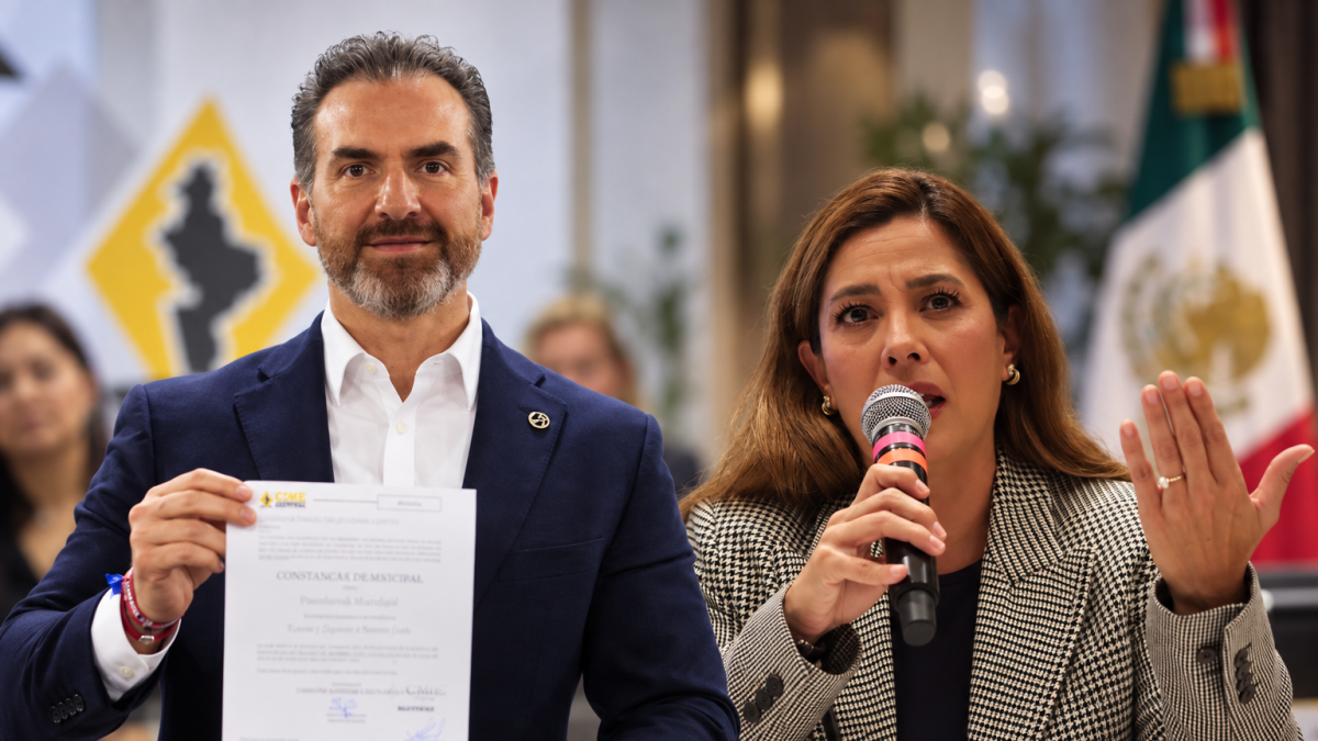 PAN perfila a Adrián de la Garza y a Verónica Ruffo para gubernaturas de NL y Baja California PAN perfila a Adrián de la Garza y a Verónica Ruffo para gubernaturas de NL y Baja California