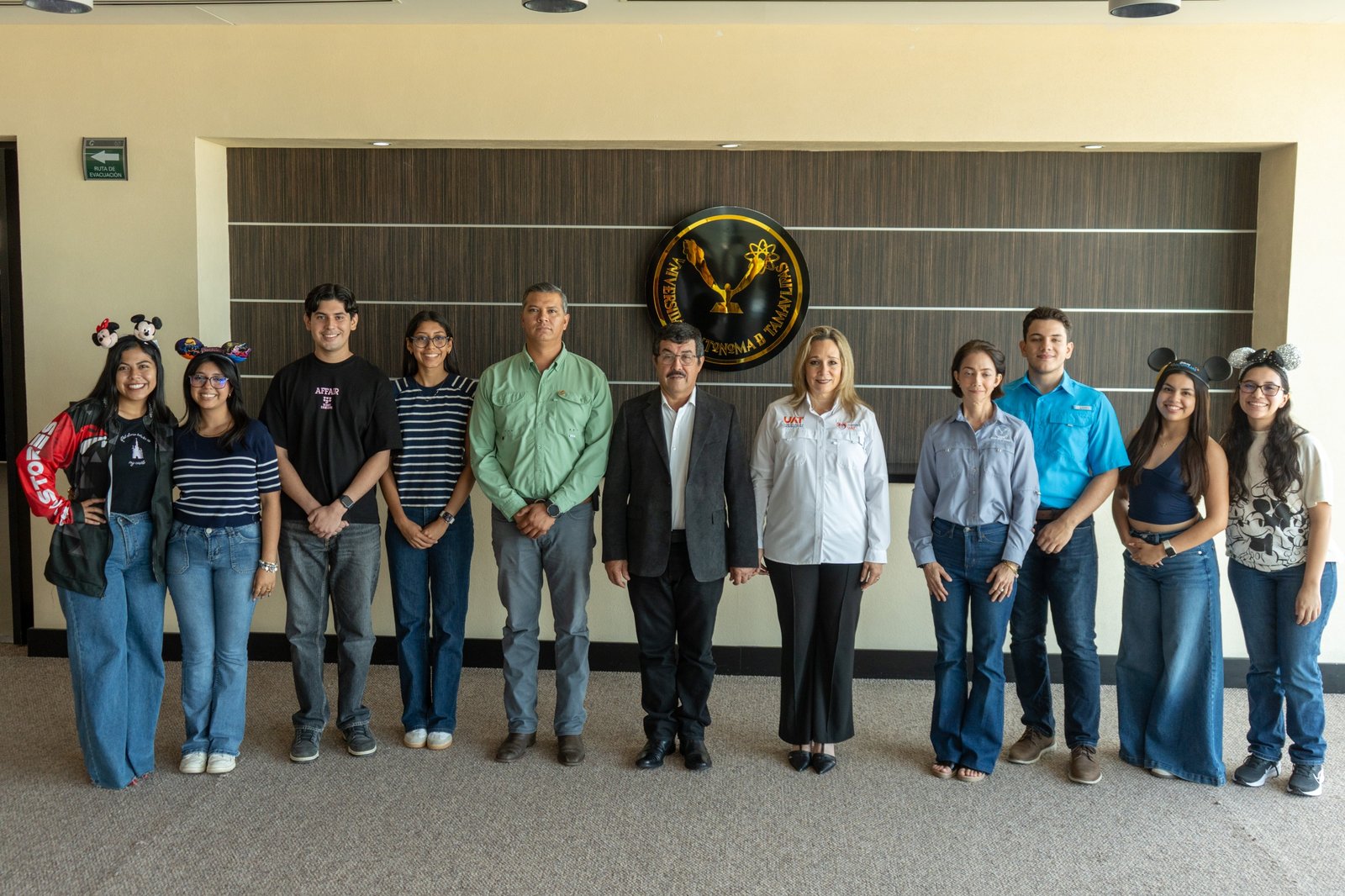 Afianza UAT movilidad internacional de estudiantes en el programa Disney 2026