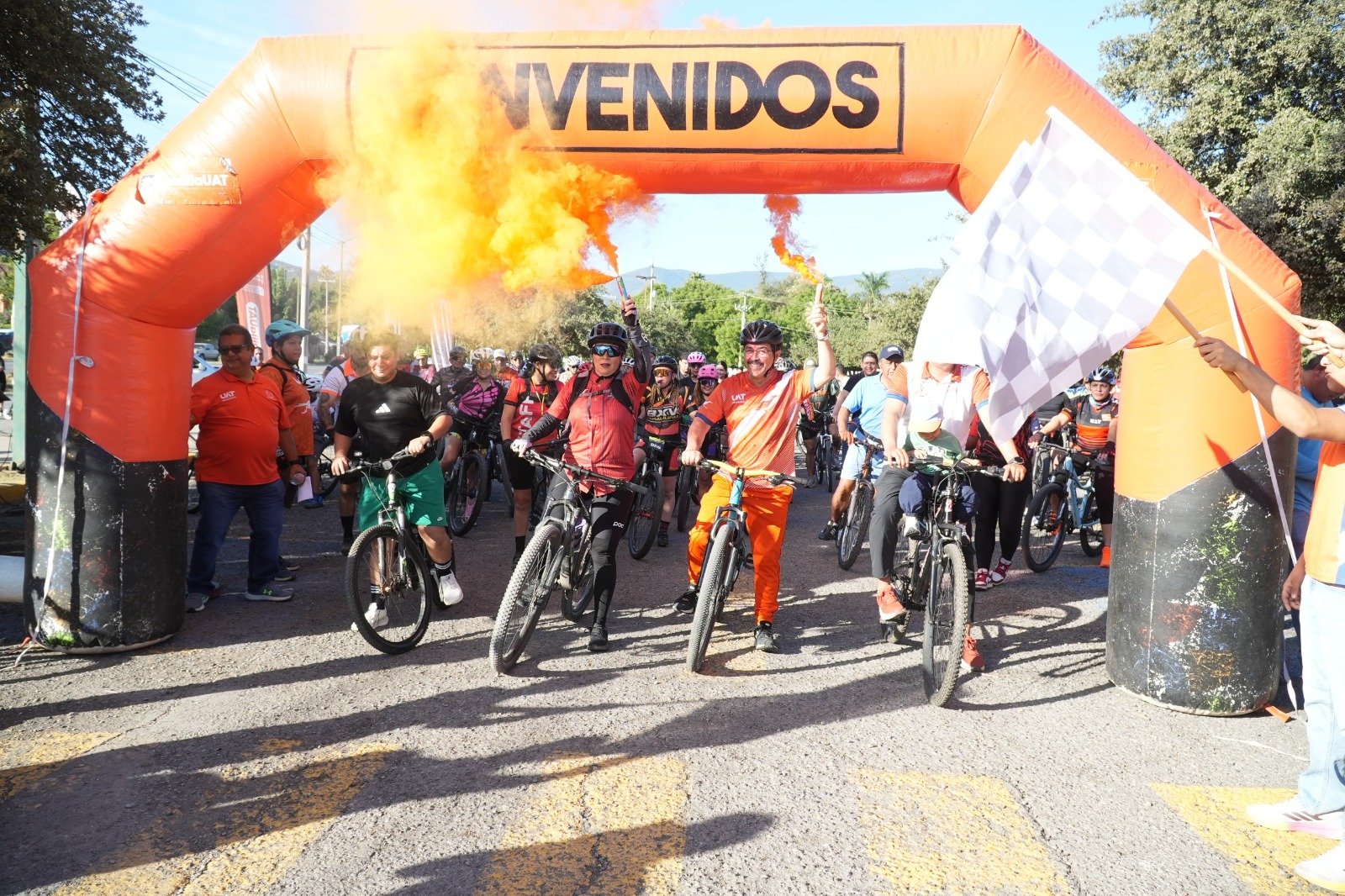 Encabeza el rector Dámaso Anaya la Gran Rodada UAT 14K en Ciudad Victoria Encabeza el rector Dámaso Anaya la Gran Rodada UAT 14K en Ciudad Victoria