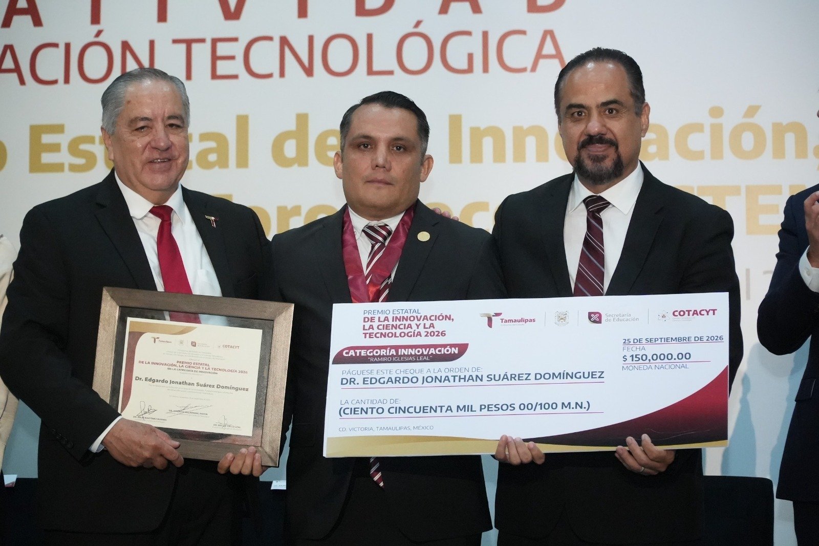 Entregan a investigador de la UAT el Premio Estatal de la Innovación 2026