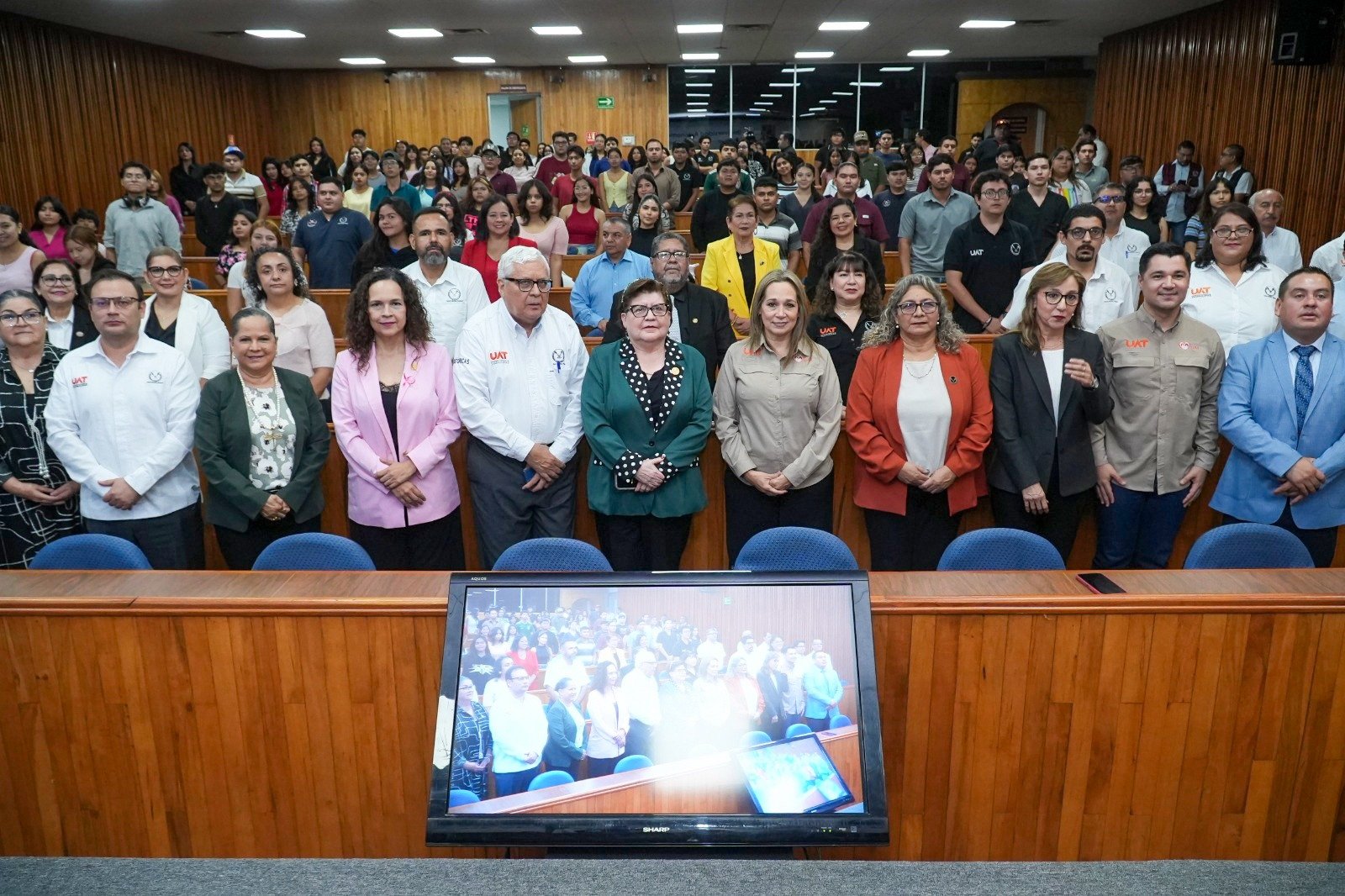 Celebra UAT el décimo aniversario de la Biblioteca Central Victoria con jornada académica Celebra UAT el décimo aniversario de la Biblioteca Central Victoria con jornada académica